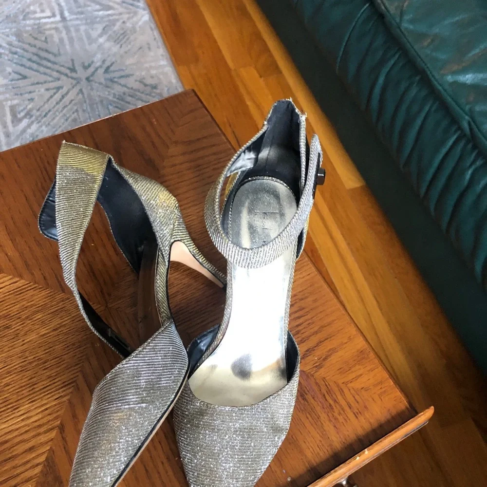 High heels - Picture 3 of 8